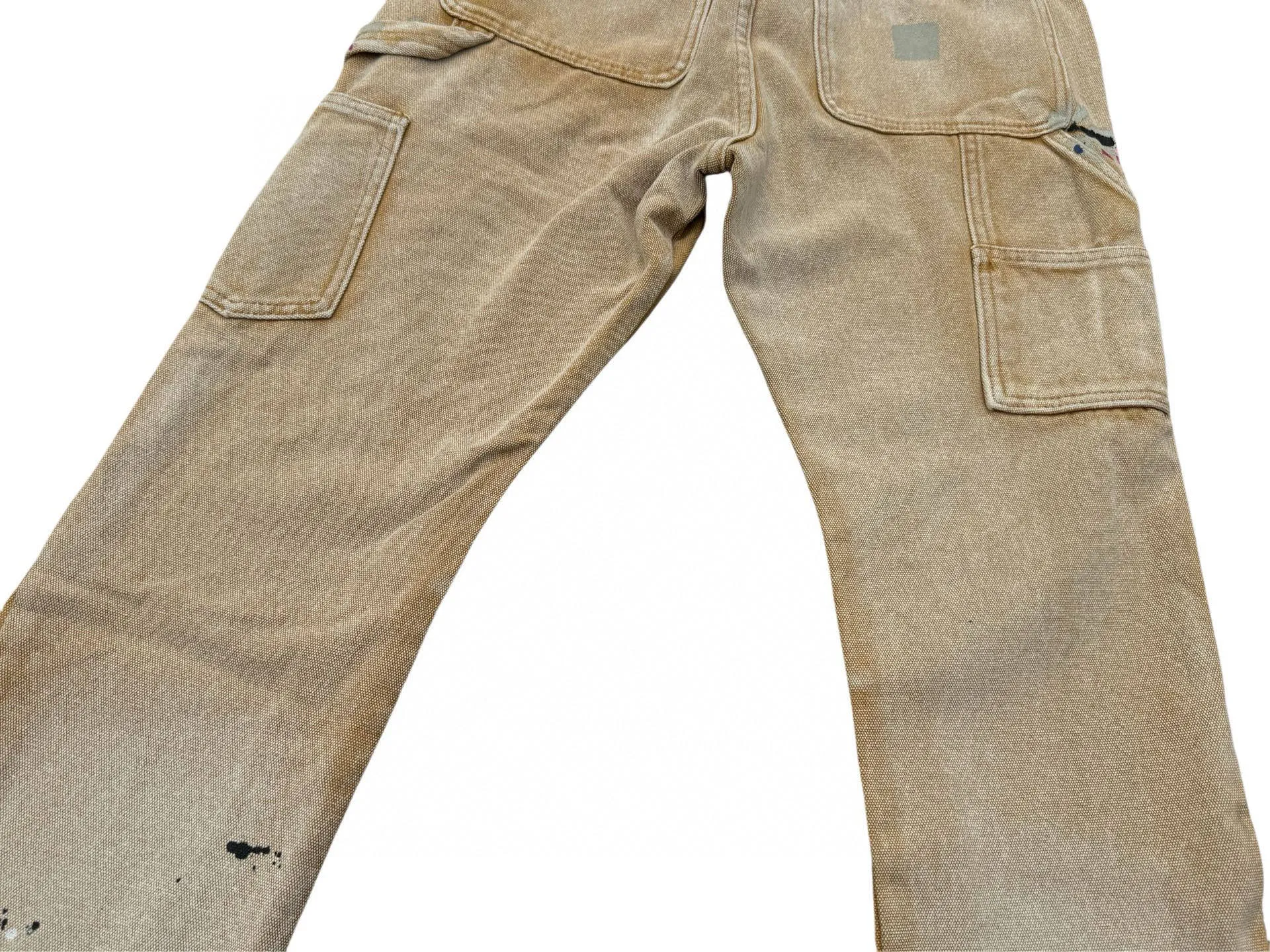 P250💰G91 GALLERY DEPT. Spliced ​​patches, ink-splashed denim bell-bottoms, washed distressed spliced ​​jeans, denim washing factory. During the process, the owner of the washing factory helped introduce a boss who once worked at the Levi OEM factory and then started his own business. This also paved the way for the following styles. Therefore, Levi's remodeled single product for the base plate is really familiar. Whether it is the fabrics supplied or the lathes used in production, there is nothing to choose from. -Color: Black -Size: S-XXL (corresponding to 28-36)